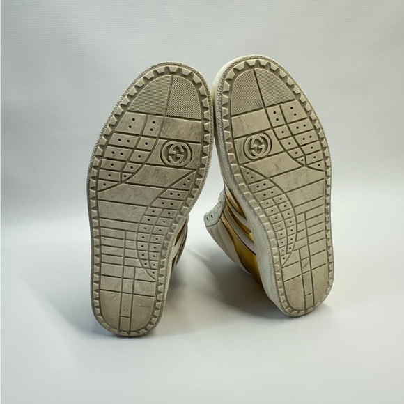 Gucci Men's White/Gold Contrast Padded Leather High-top Sneaker Gucci 8G - Picture 10 of 11